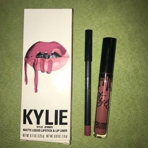 Kylie Matte Lip Kit